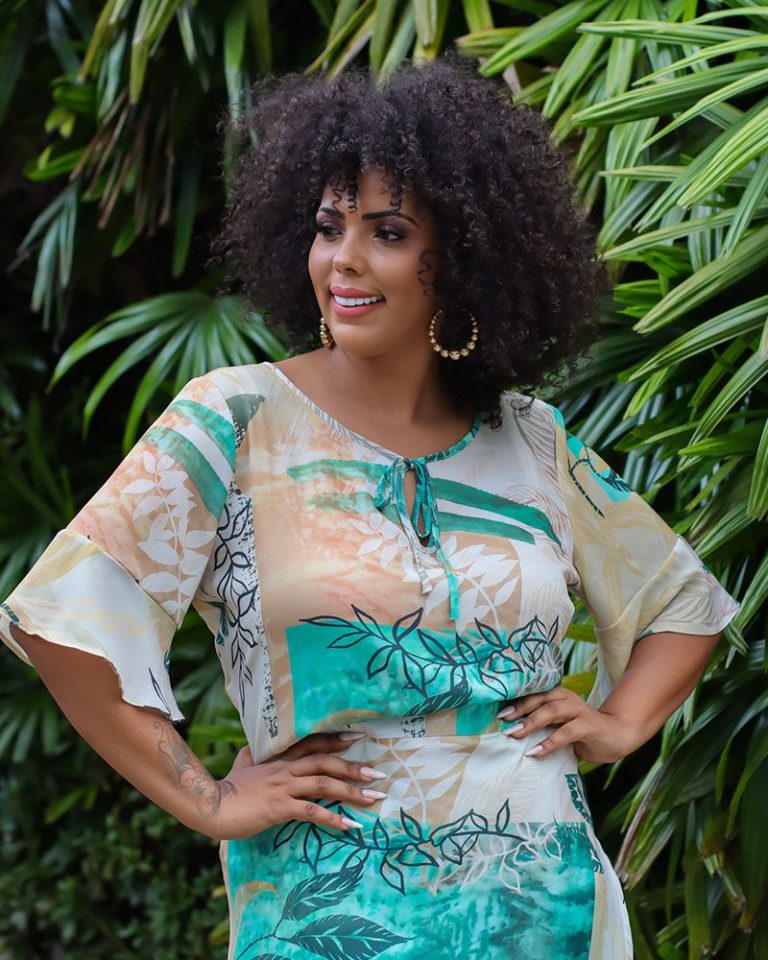 Blusa Marisa Ocean Curves