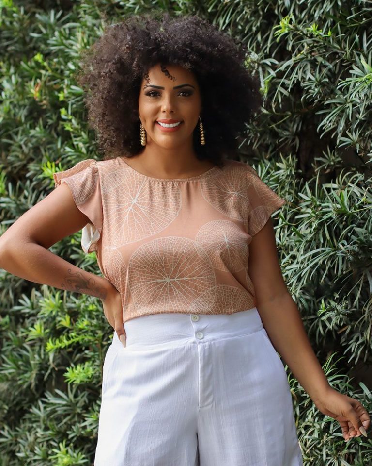 Blusa Patrícia Vitória Régia Curves