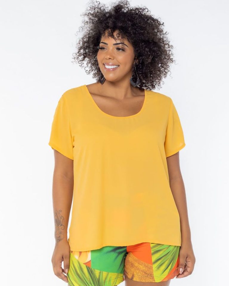 Blusa Curves Gabriela Manga C/ Detalhe